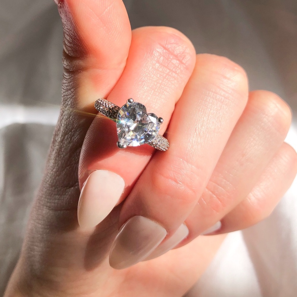 Sterling Silver Heart Ring - Picture 1 of 3